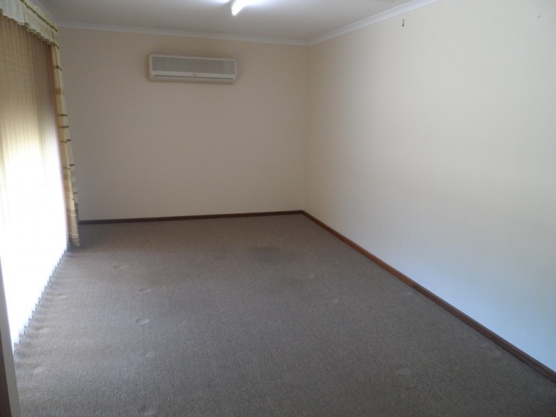 31 Eringa Avenue, Loxton SA 5333