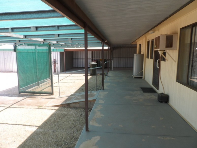 31 Eringa Avenue, Loxton SA 5333