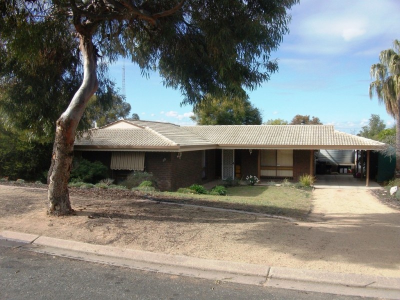 13 Spriggs Street, Berri SA 5343