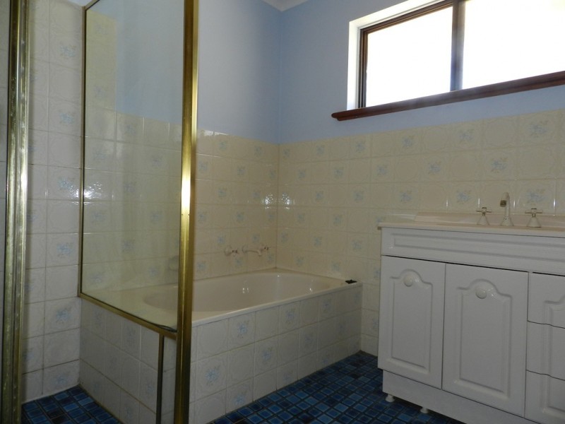 13 Spriggs Street, Berri SA 5343