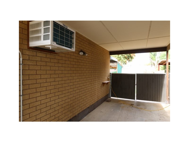 4 BURNS STREET, Waikerie SA 5330