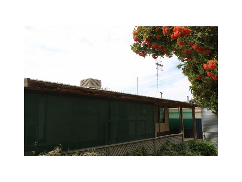 4 BURNS STREET, Waikerie SA 5330