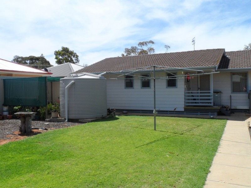 24 Kokoda Terrace, Loxton SA 5333