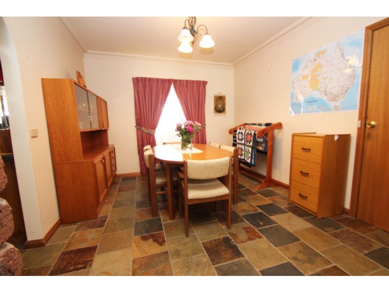 84 Twenty Second Street, Renmark SA 5341