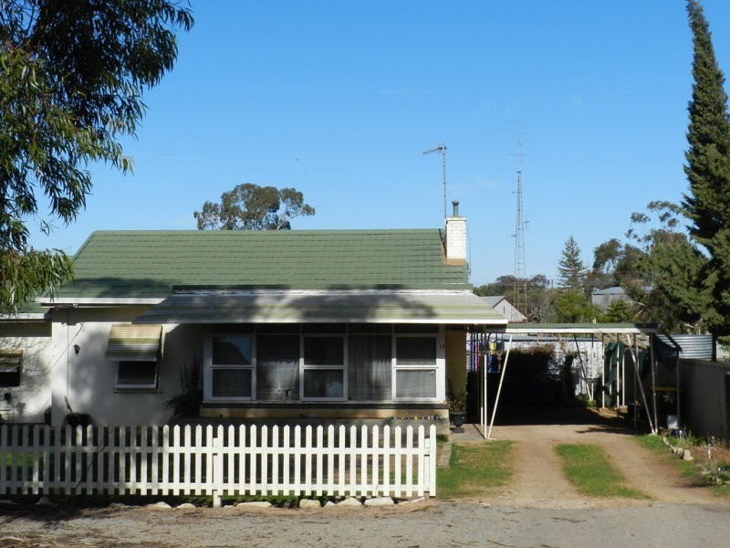 19 DICKERSON STREET, Barmera SA 5345