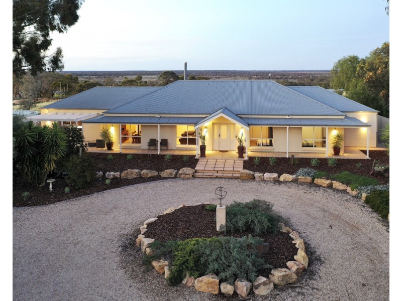 316 Karoonda Highway, Loxton SA 5333