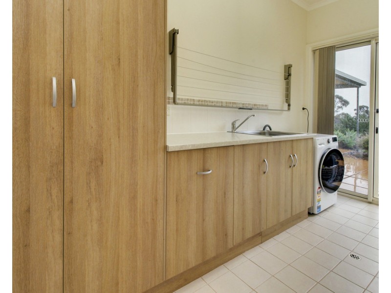 316 Karoonda Highway, Loxton SA 5333