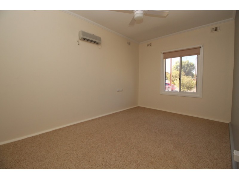 4 Farmer Street, Barmera SA 5345