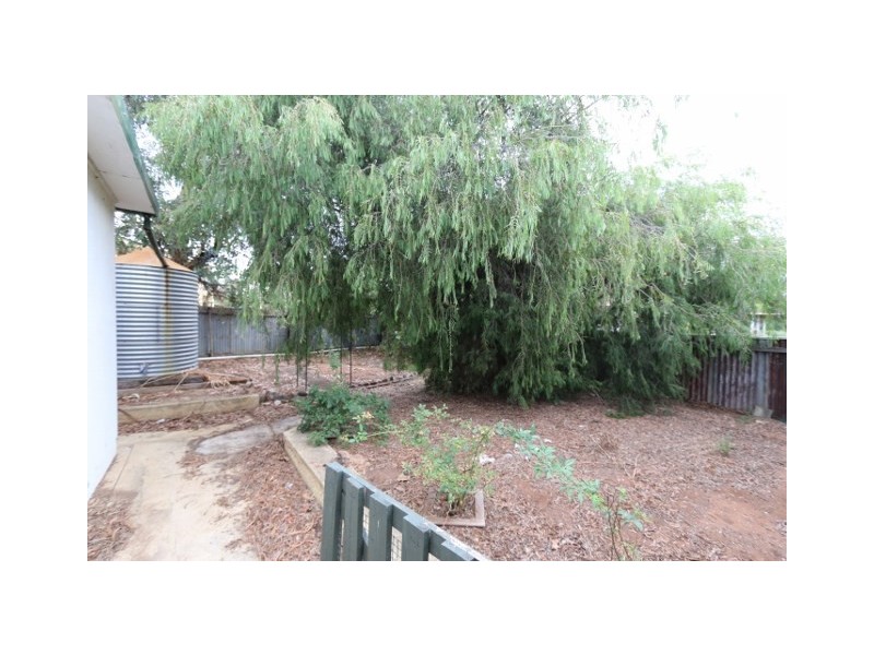 25 Horstmann Crescent, Swan Reach SA 5354