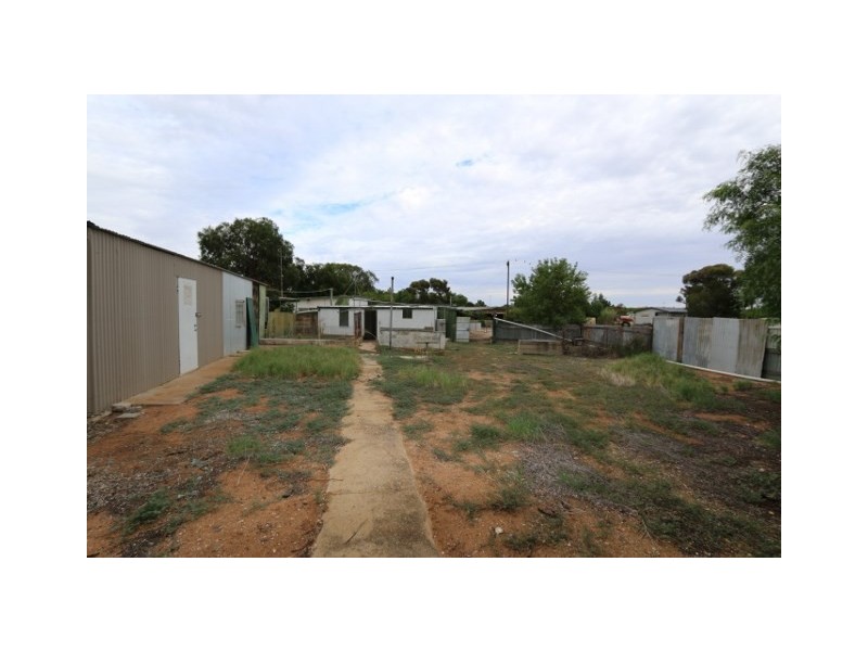 25 Horstmann Crescent, Swan Reach SA 5354