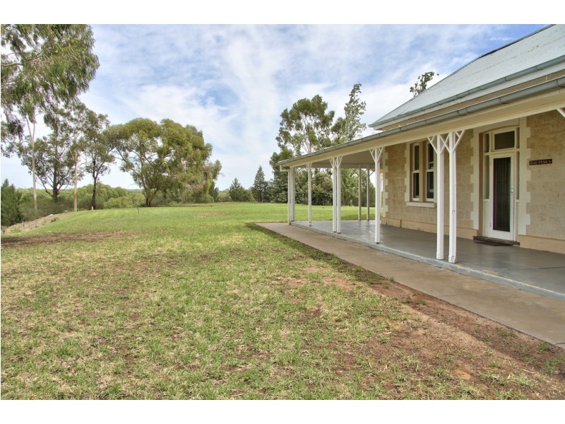 6 Lookout Drive, Paringa SA 5340