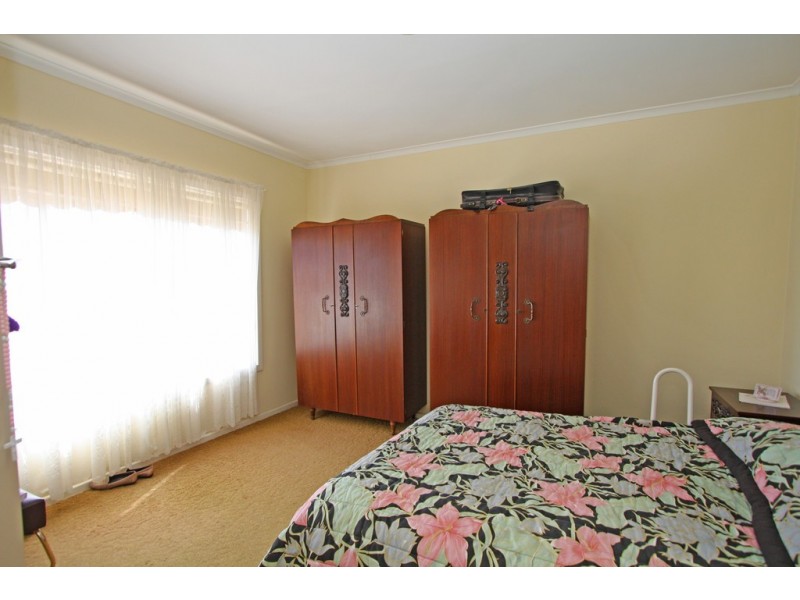 8 Alamein Avenue, Loxton North SA 5333