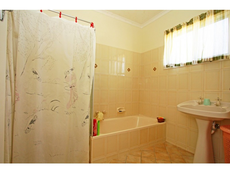 8 Alamein Avenue, Loxton North SA 5333