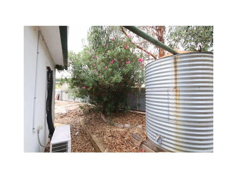 25 Horstmann Crescent, Swan Reach SA 5354