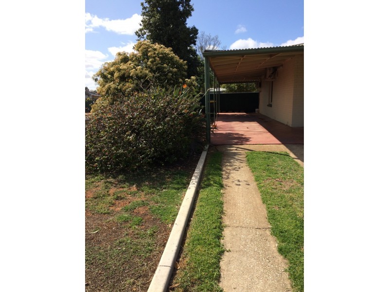 23 Acacia Avenue, Loxton SA 5333