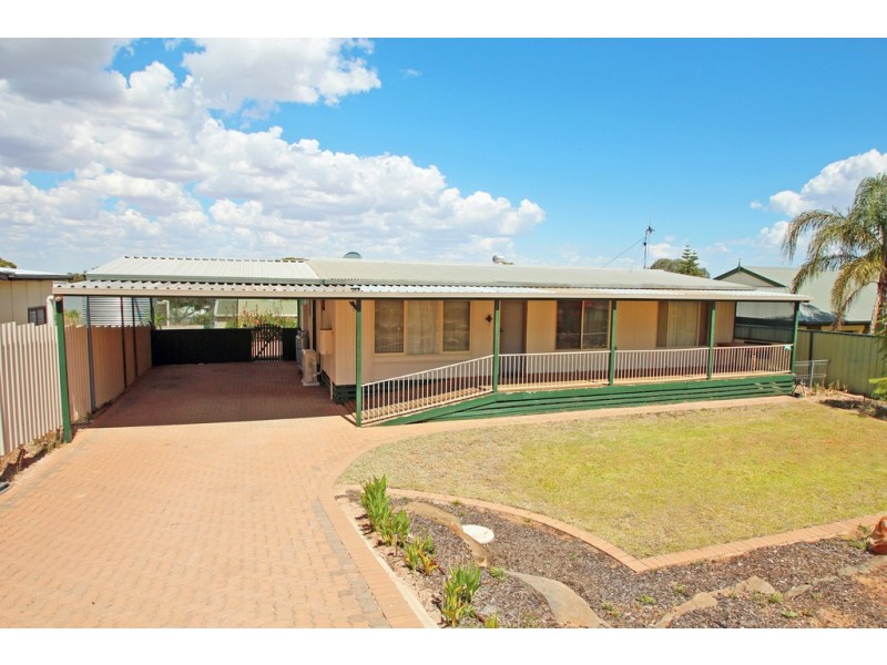 24 Stoeckel Terrace, Paringa SA 5340