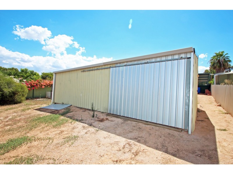 24 Stoeckel Terrace, Paringa SA 5340