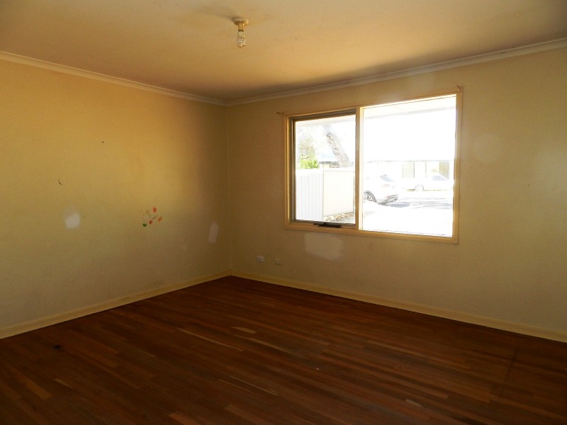 18 Bahnisch Avenue, Berri SA 5343