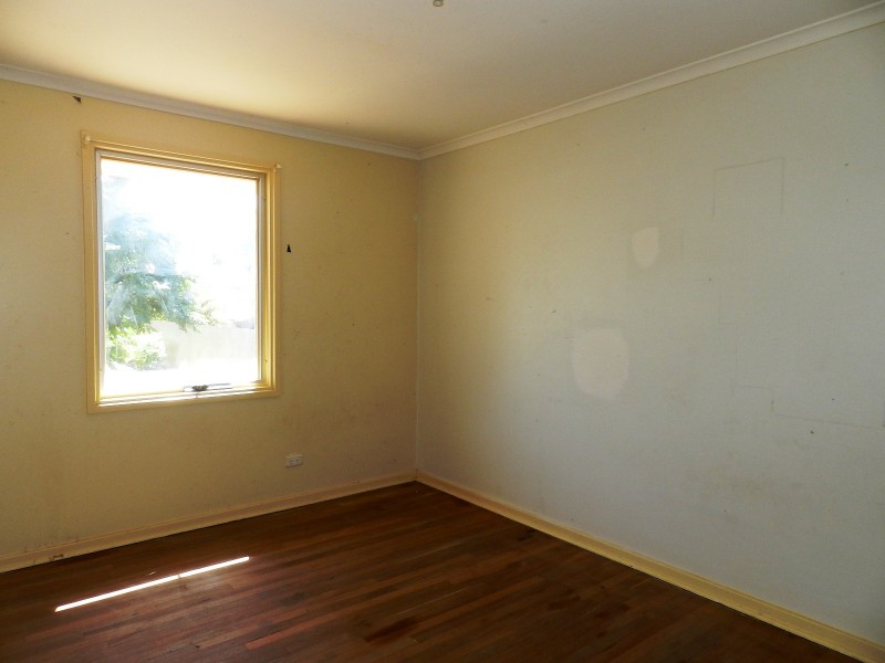 18 Bahnisch Avenue, Berri SA 5343