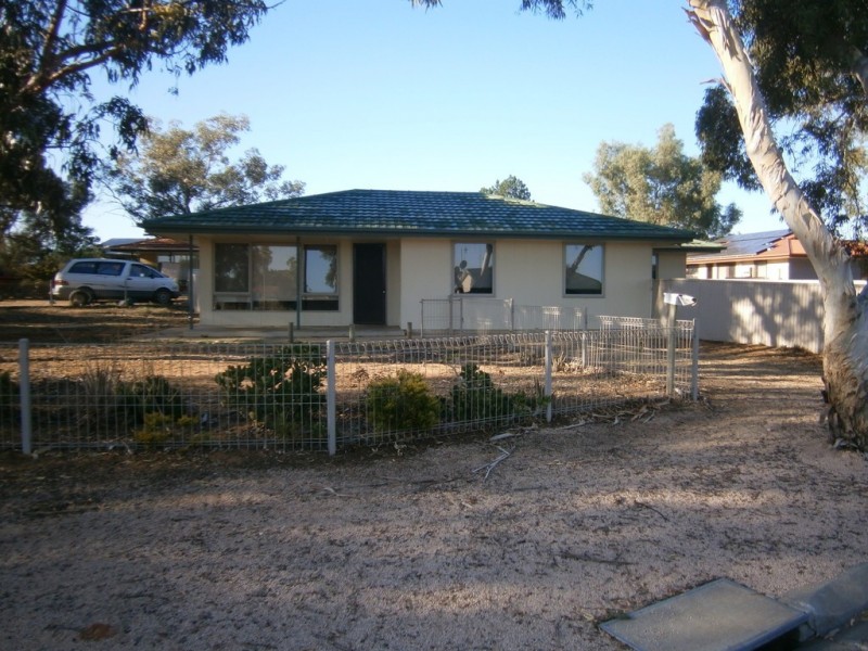 11 Smith Drive, Waikerie SA 5330