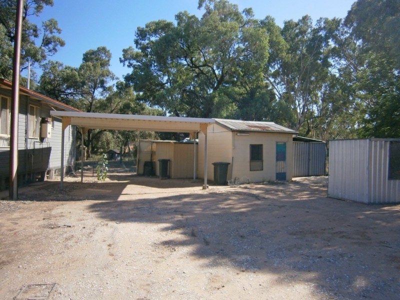 20 Old Ferry Eastern Access Road, Blanchetown SA 5357