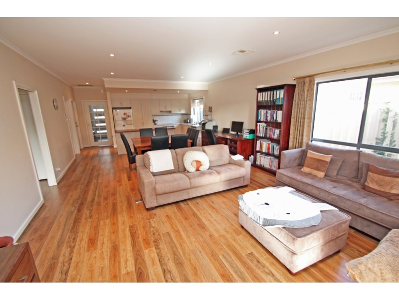 4B Alma Street, Renmark SA 5341