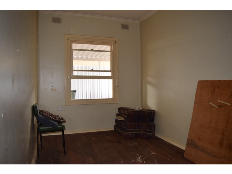 24 Aleppo Street, Loxton SA 5333