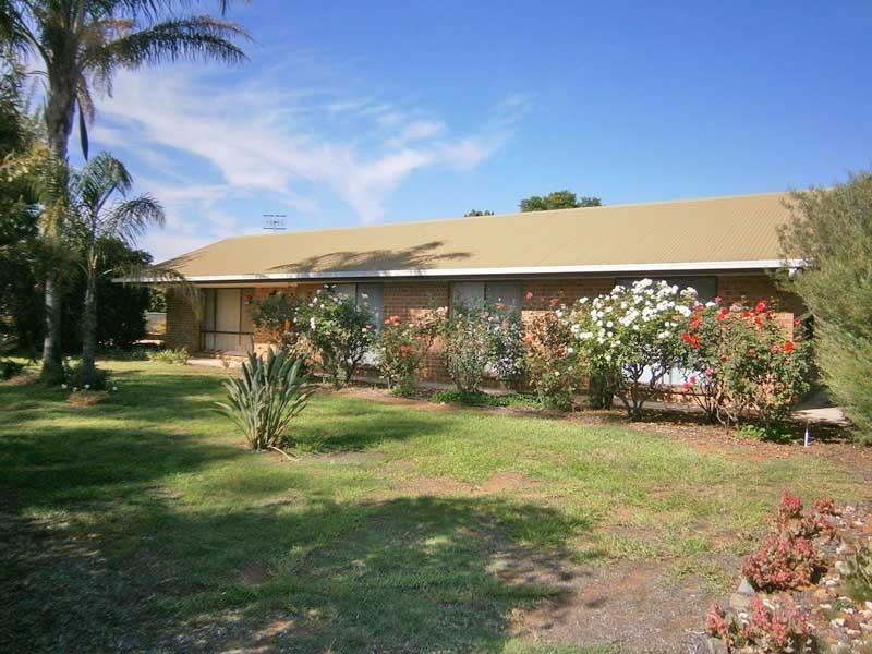 87 Medley Road, Waikerie SA 5330