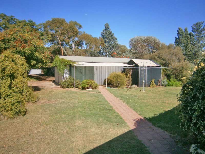 87 Medley Road, Waikerie SA 5330