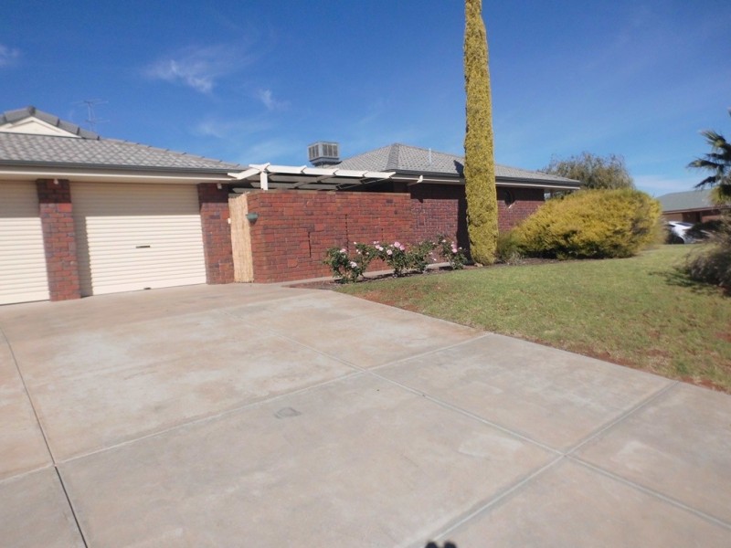 28 Ian Drive, Paringa SA 5340