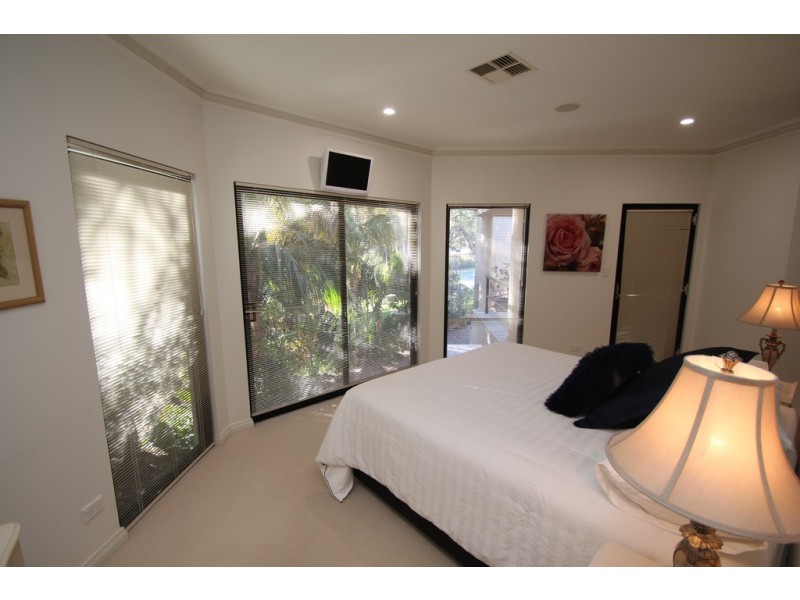 8 Palm Court, Renmark SA 5341