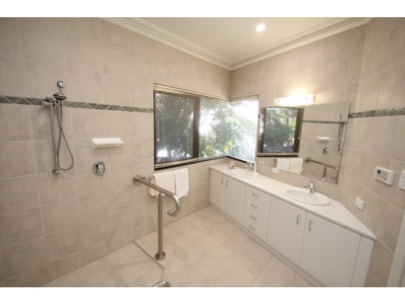 8 Palm Court, Renmark SA 5341