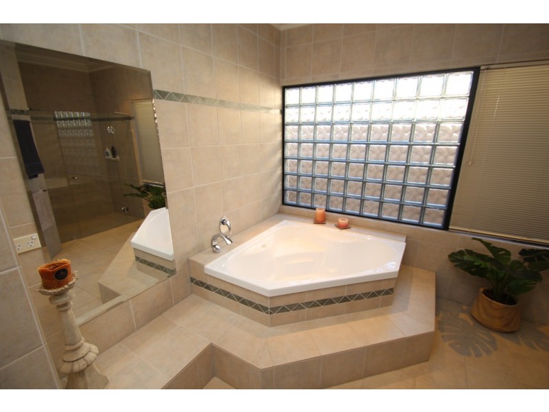 8 Palm Court, Renmark SA 5341