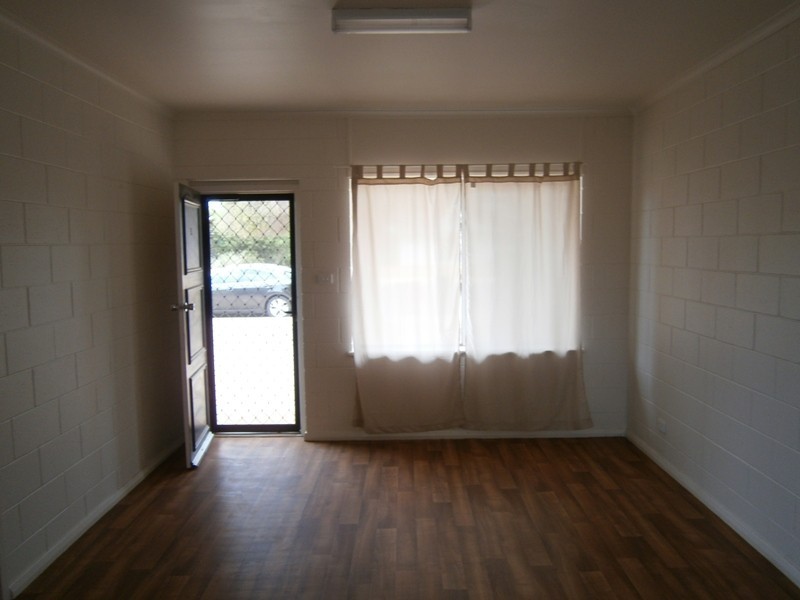 3/8 Eringa Avenue, Loxton SA 5333