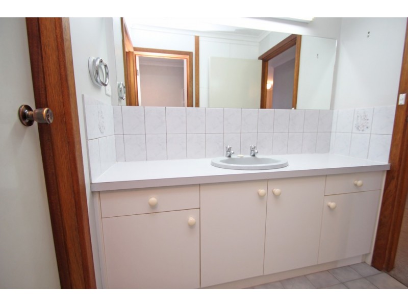 12 Korinthos Street, Renmark SA 5341