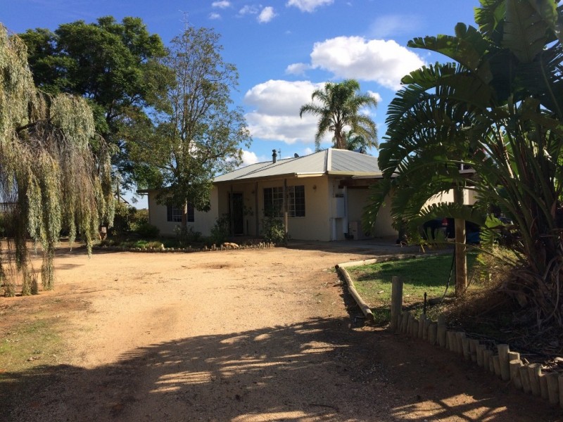 297 French Road, Loxton North SA 5333