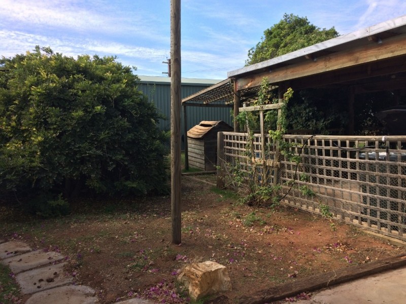 297 French Road, Loxton North SA 5333