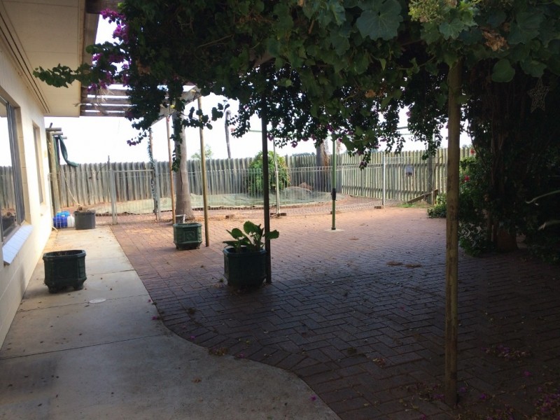 297 French Road, Loxton North SA 5333