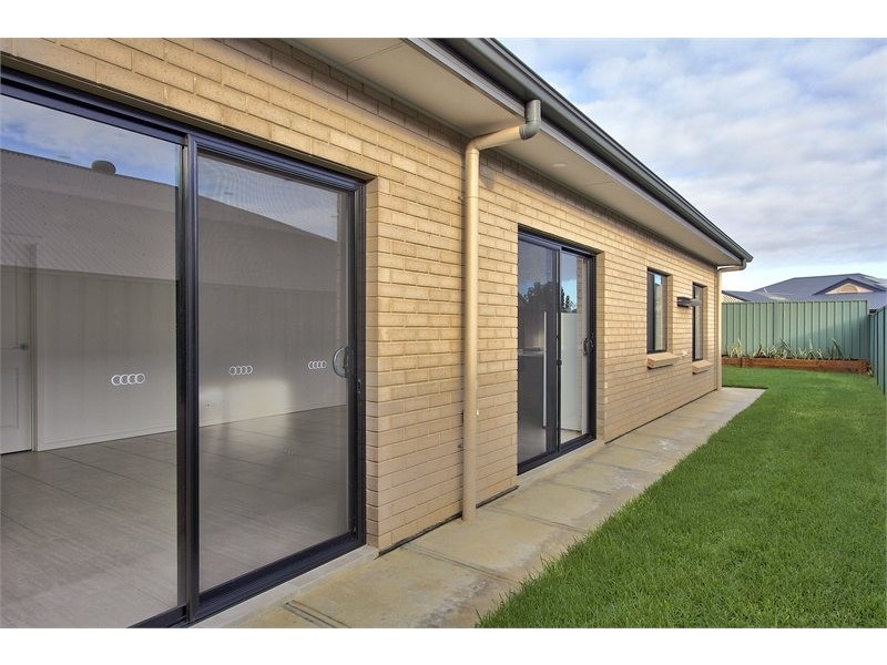 7 McEwen Drive, Loxton SA 5333