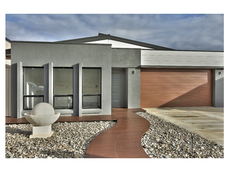 7 McEwen Drive, Loxton SA 5333