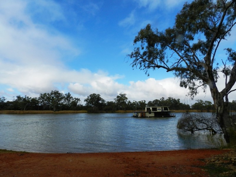 1184 Old Sturt Highway, Berri SA 5343