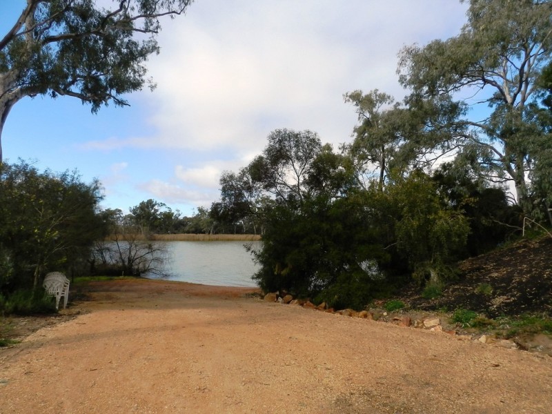 1184 Old Sturt Highway, Berri SA 5343