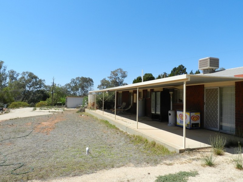 1184 Old Sturt Highway, Berri SA 5343