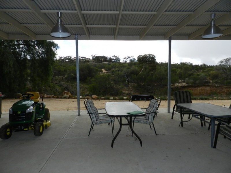 1184 Old Sturt Highway, Berri SA 5343