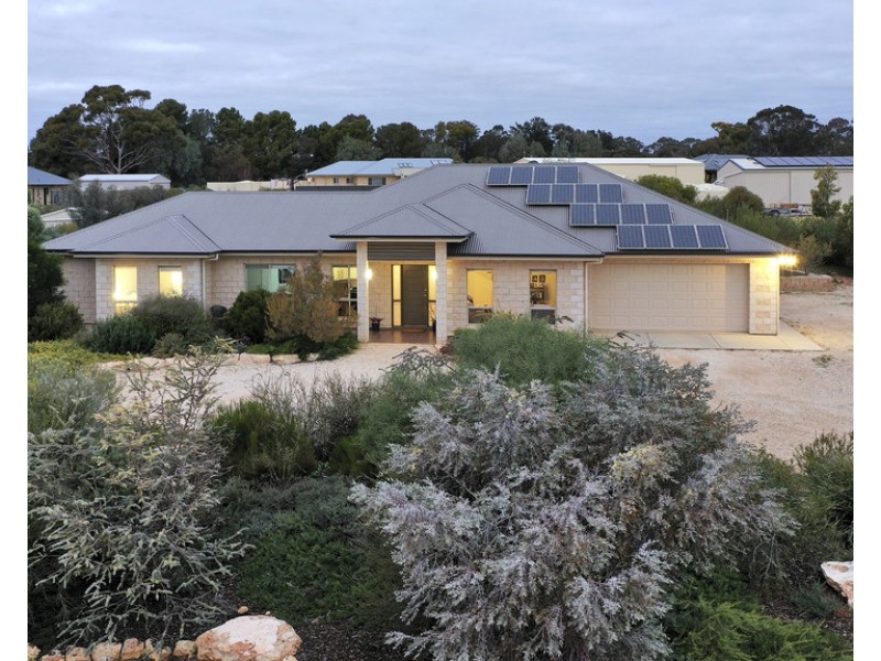 74 Gurney Road, Loxton SA 5333