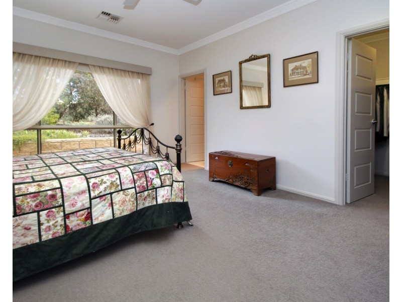 74 Gurney Road, Loxton SA 5333