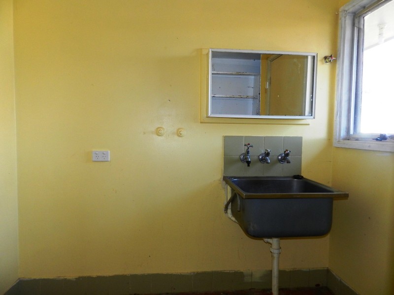 4 Carnie Street, Barmera SA 5345