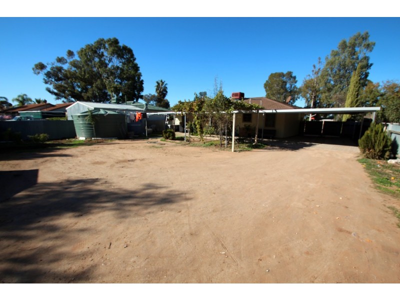 41 Sims Parade, Renmark SA 5341