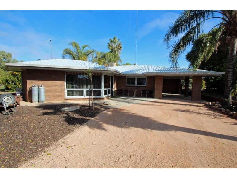 230 Bookmark Avenue, Renmark SA 5341