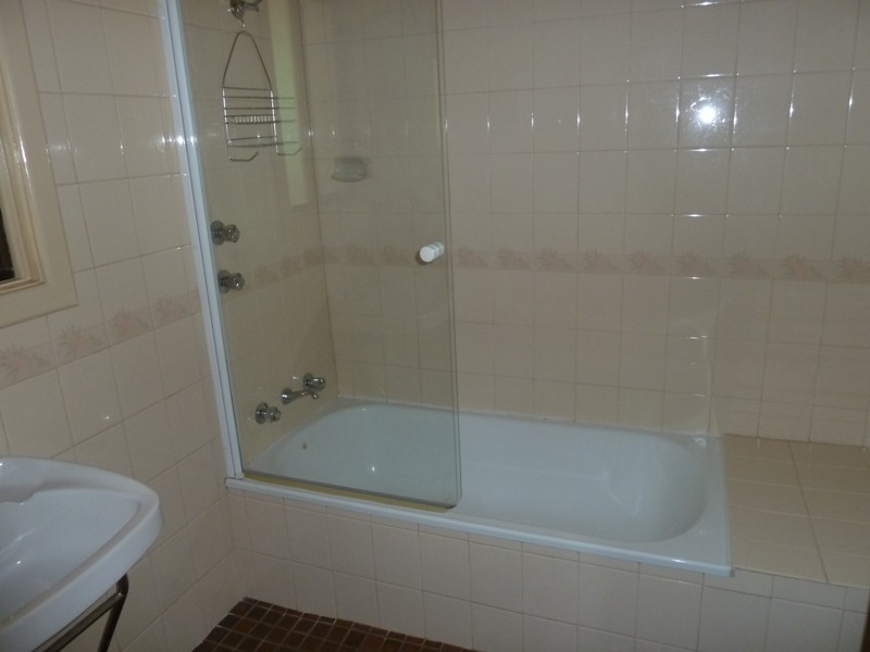 8 Trenaman Cres, Berri SA 5343